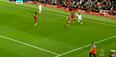 每体：德容未能参与赛前集中，能否出战本轮联赛成疑