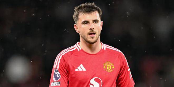 表达崇高敬意，重庆铜梁龙向李章洙赠送冲超纪念球衣