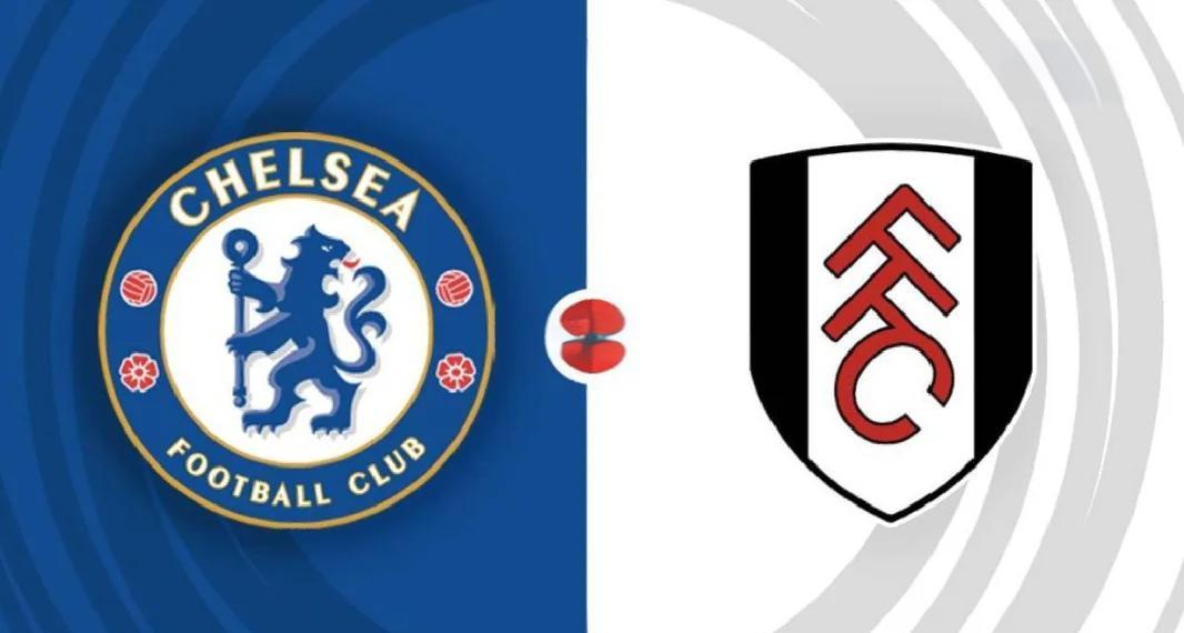 给你修修胡子，瓦科分享自己用剪刀剪克雷桑胡子的照片