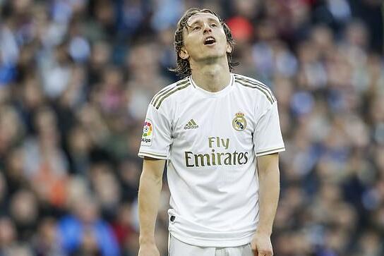 曼联英超14轮1-1战平西汉姆联，近5轮仅胜1场，阿莫林执教遇质疑，防守问题突出。